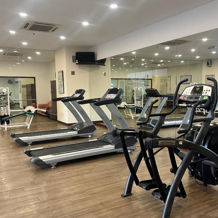 Peak Suites At Times Square Kuala Lumpur Buitenkant foto