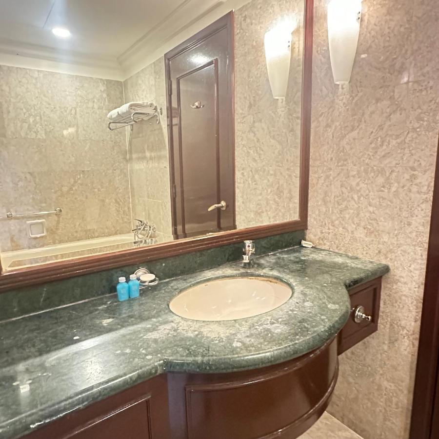 Peak Suites At Times Square Kuala Lumpur Buitenkant foto