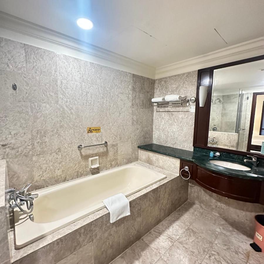 Peak Suites At Times Square Kuala Lumpur Buitenkant foto